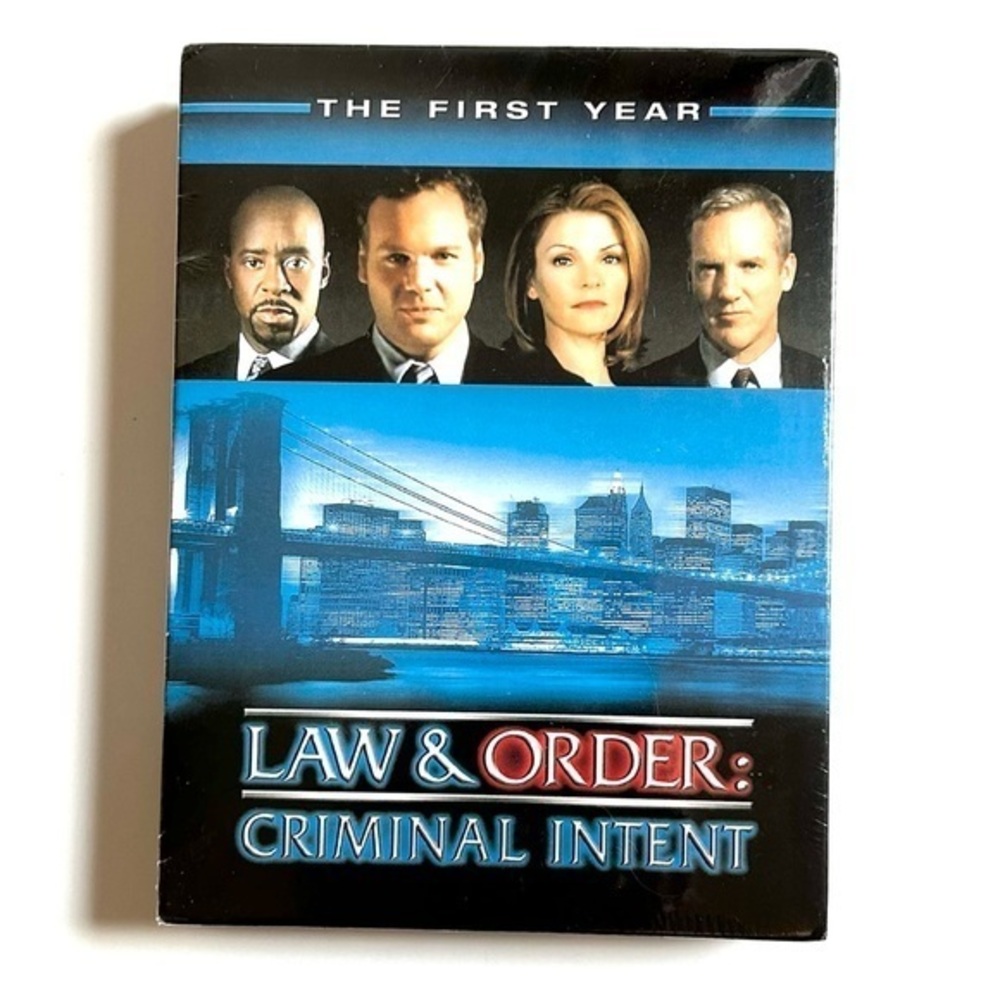 New LAW & ORDER CRIMINAL INTENT Season 1 DVD
